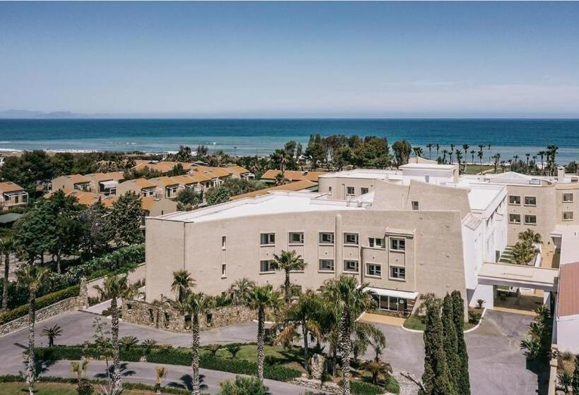 هتل Mangia S Himera Resort