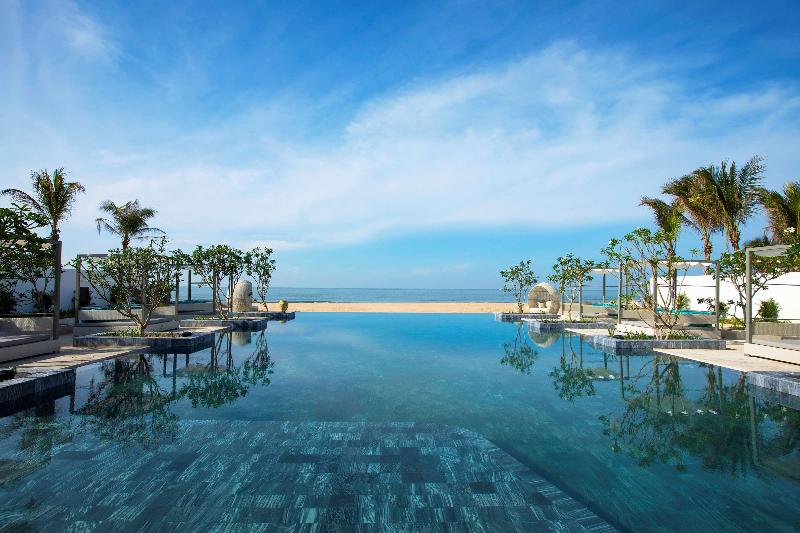 هتل Melia Ho Tram Beach Resort