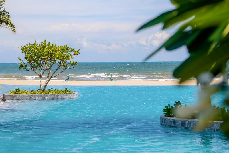 هتل Melia Ho Tram Beach Resort