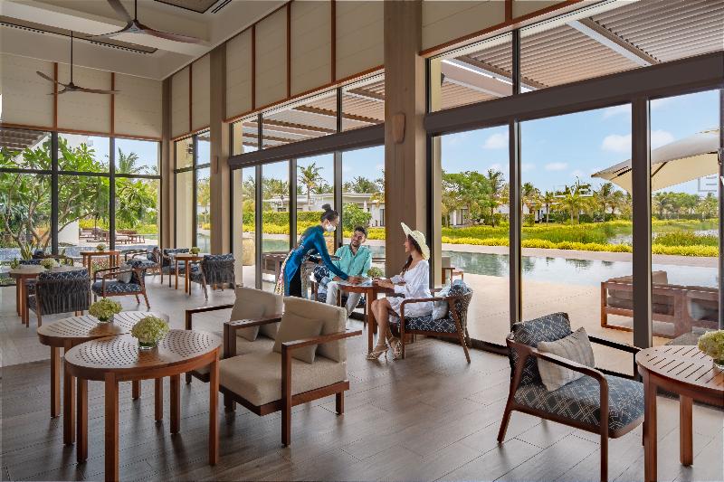 هتل Melia Ho Tram Beach Resort