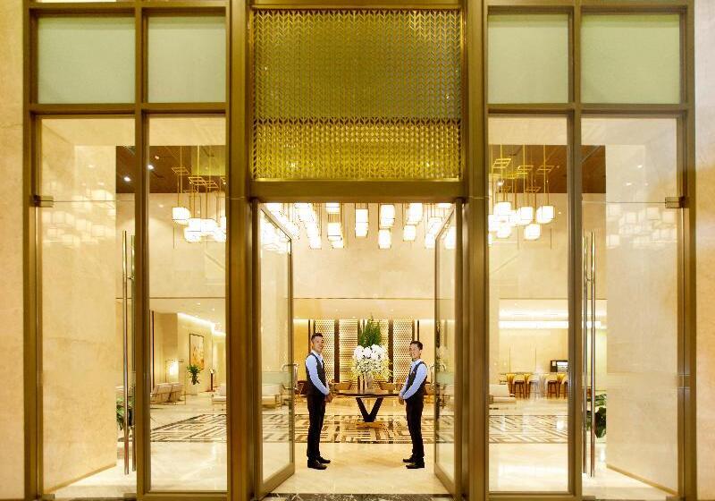 هتل Melia Vinpearl Hue