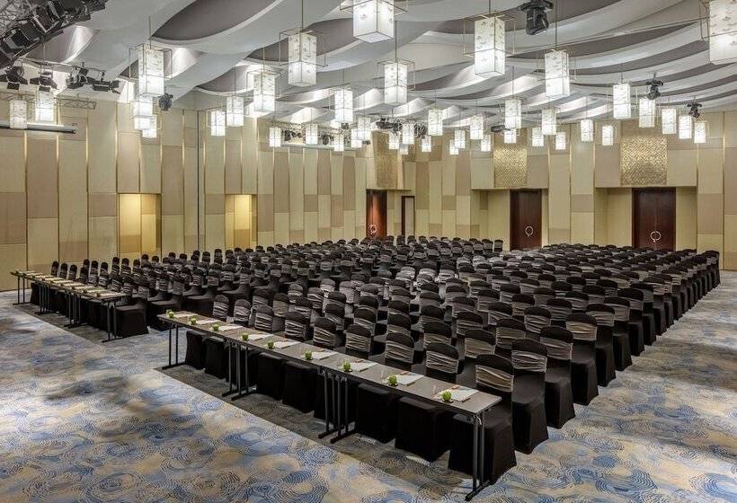 هتل Melia Vinpearl Hue