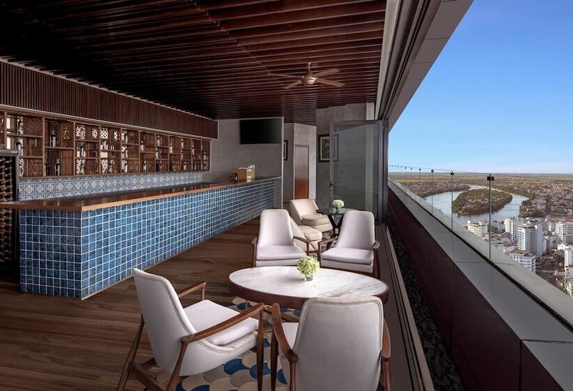 هتل Melia Vinpearl Hue