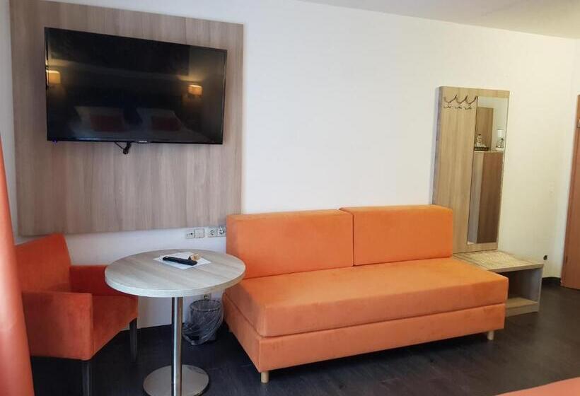 בית מלון כפרי Milin