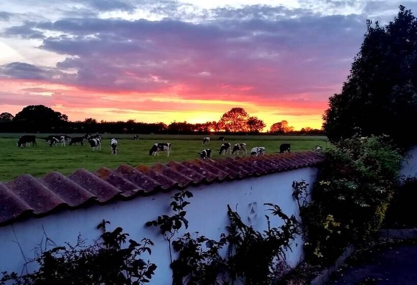 فندق Miltons Country Lodge