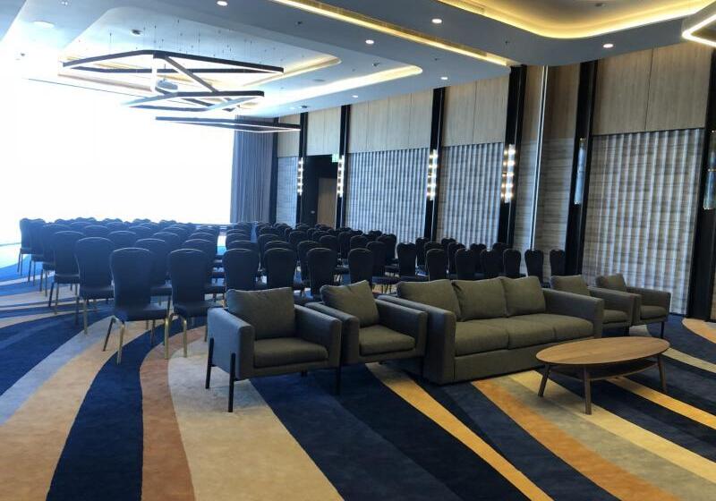 호텔 Modena By Fraser Buriram