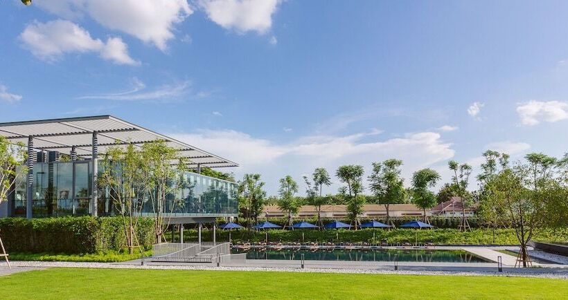 호텔 Modena By Fraser Buriram