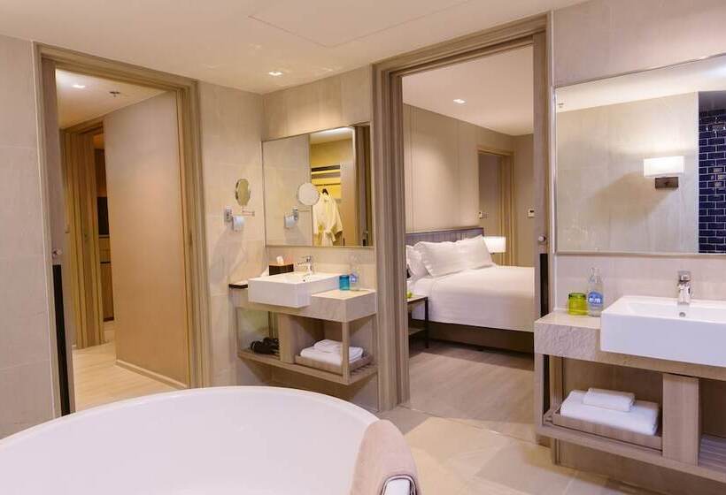 호텔 Modena By Fraser Buriram