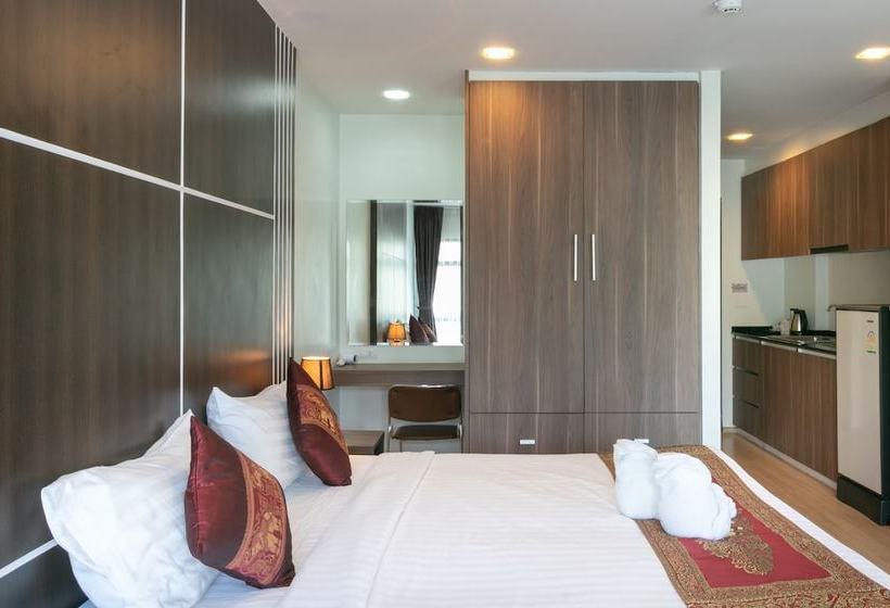 בית מלון כפרי Nice Bangtao Beach