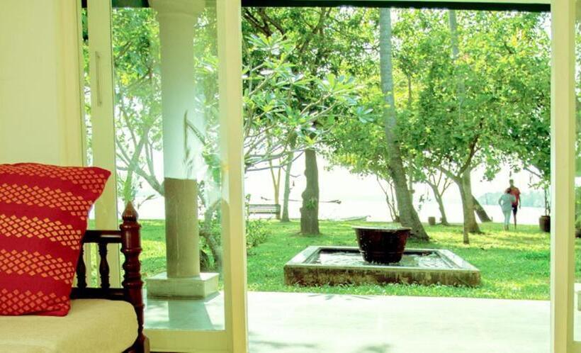 هتل Olam On The Lake