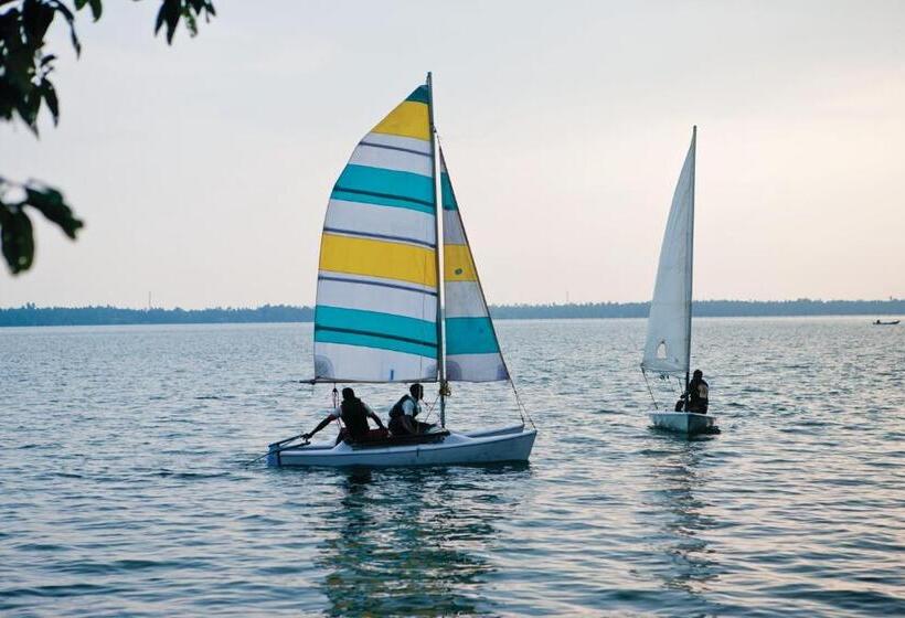 هتل Olam On The Lake