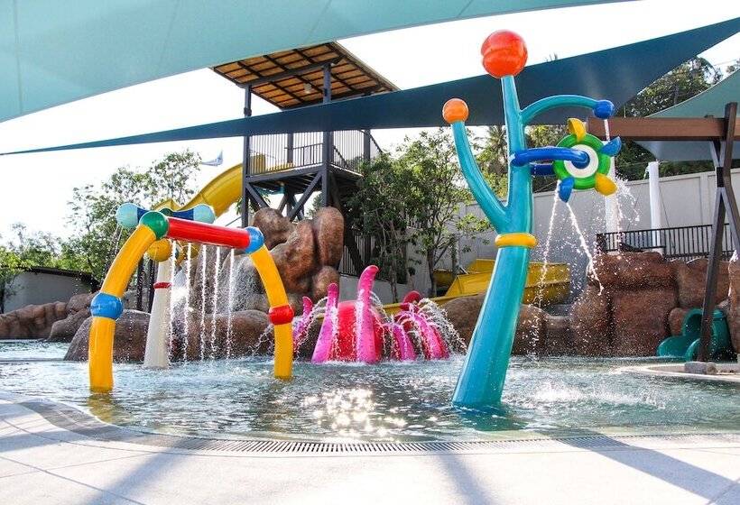 בית מלון כפרי Ozo Phuket