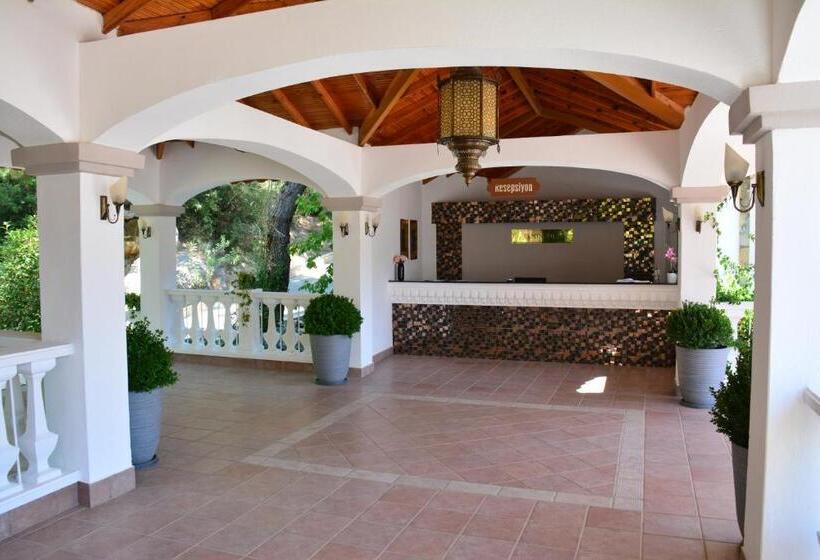 Отель Pine Club Apart