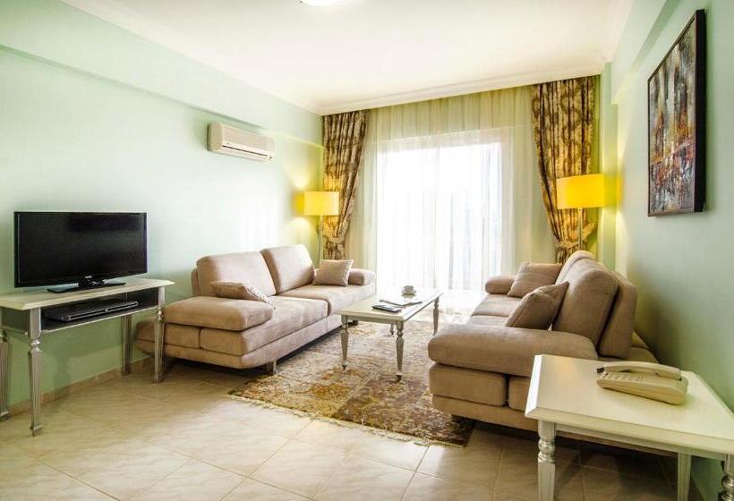 Отель Pine Club Apart