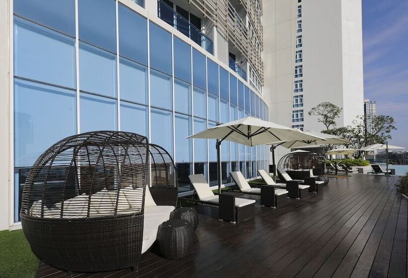 فندق Pinetree Marina Resort