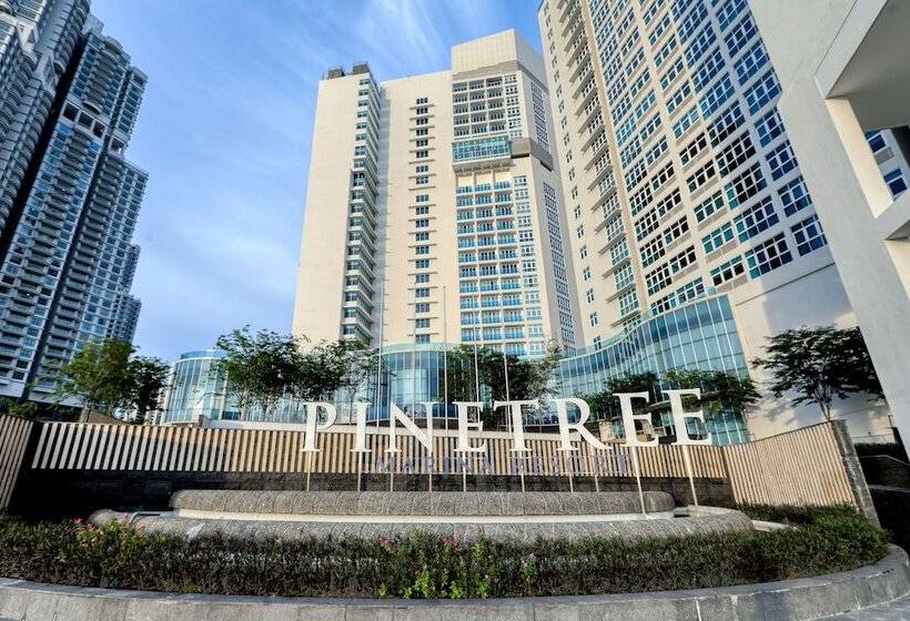فندق Pinetree Marina Resort