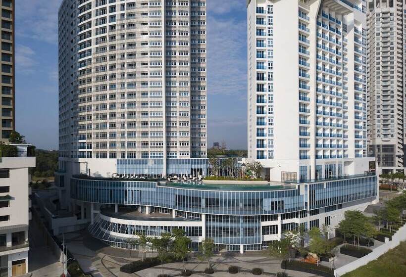 فندق Pinetree Marina Resort