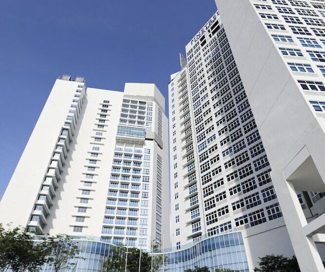 فندق Pinetree Marina Resort