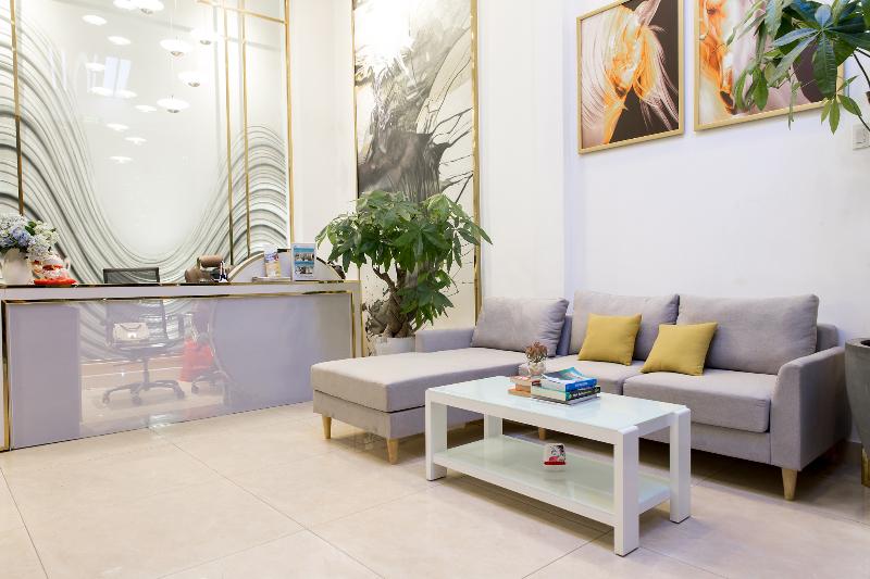 هتل Reddoorz Plus Near Saigon Train Station