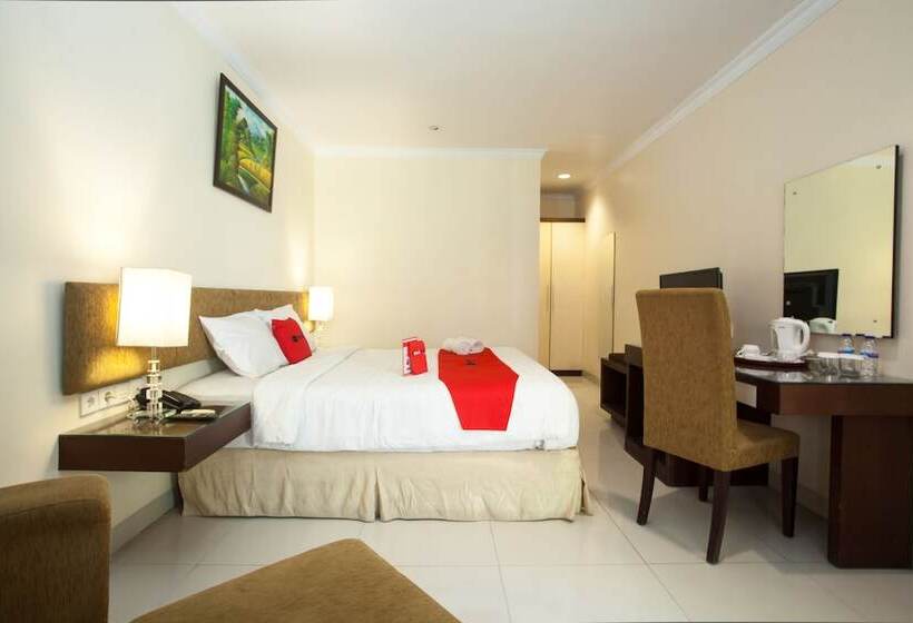 酒店 Reddoorz Premium @ Raya Nginden