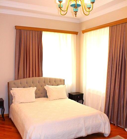 هتل Sapphire Zagulba