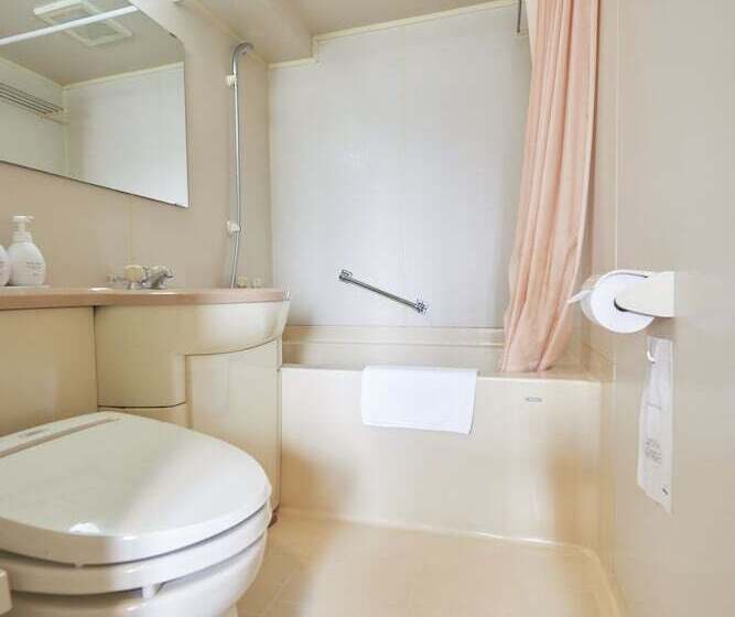 בית מלון כפרי Select Inn Nagoya Iwakura Ekimae