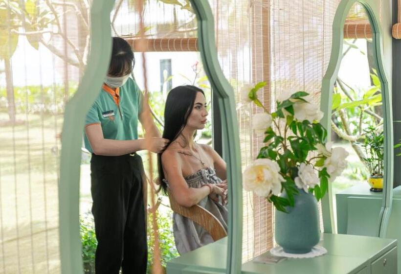 هتل Sunset Sanato Resort & Villas