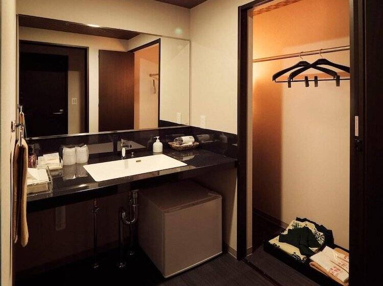 בית מלון כפרי Tokiwa