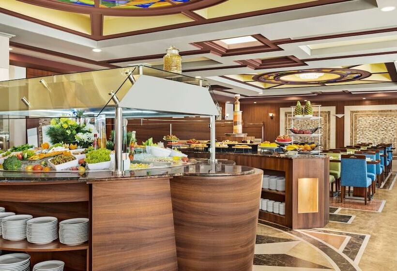 هتل Wyndham Garden Dammam