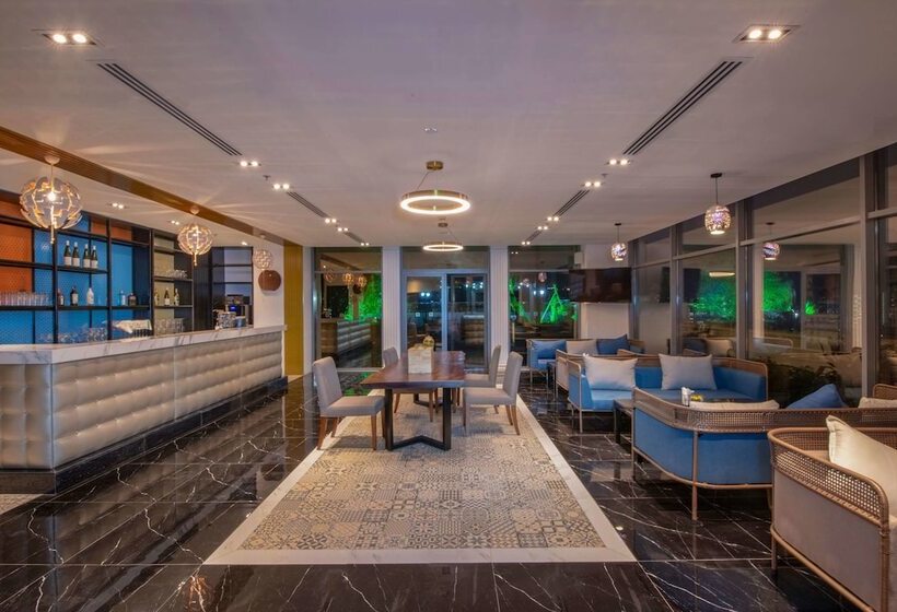 هتل Wyndham Garden Hanoi