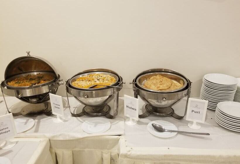 Zifan Hotel & Suites