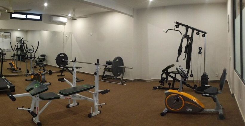 Zifan Hotel & Suites