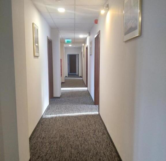 モーテル Sleep&fly