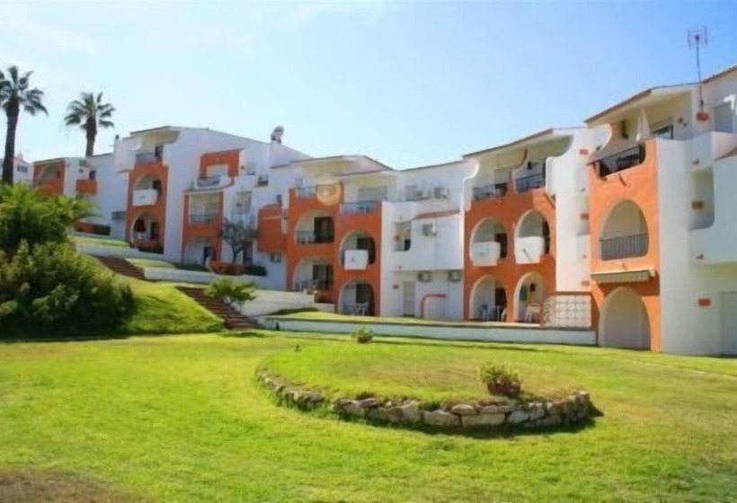 Oleandro Country Club