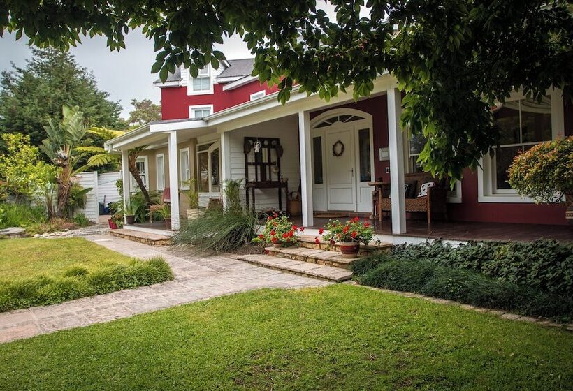 Пансион African Breeze Guest House