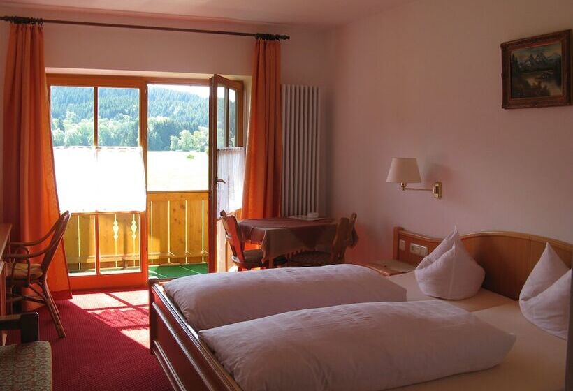 بنسيون Alpenhotel Allgäu