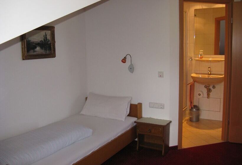 بنسيون Alpenhotel Allgäu