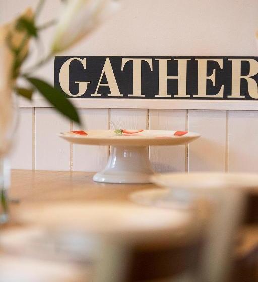 펜션 Ashley Guest House