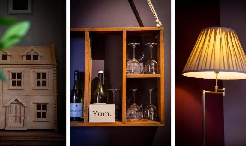 Пансион Ashley Guest House