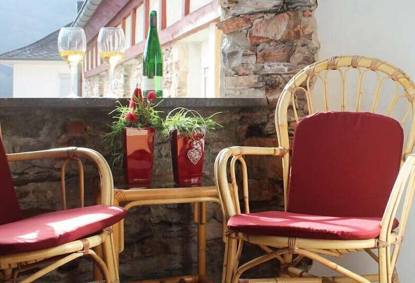 بنسيون Beim Schneemann