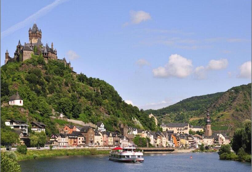 بنسيون Beim Schneemann