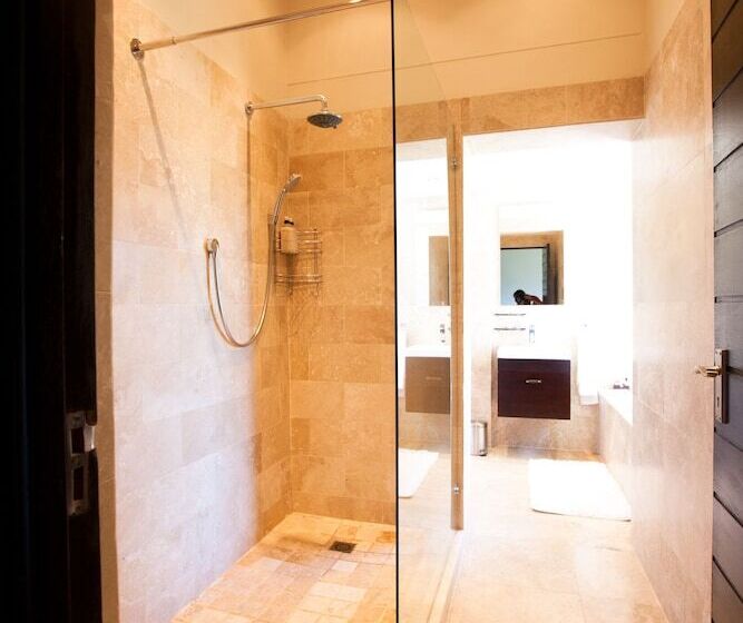 펜션 Belmonte Guesthouse