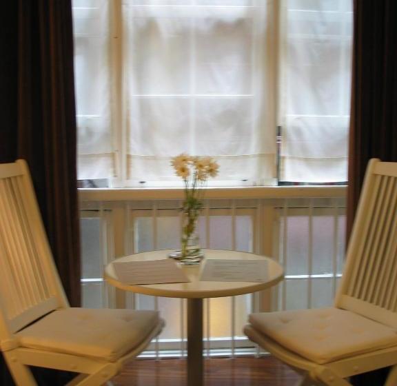 پانسیون Bilborooms