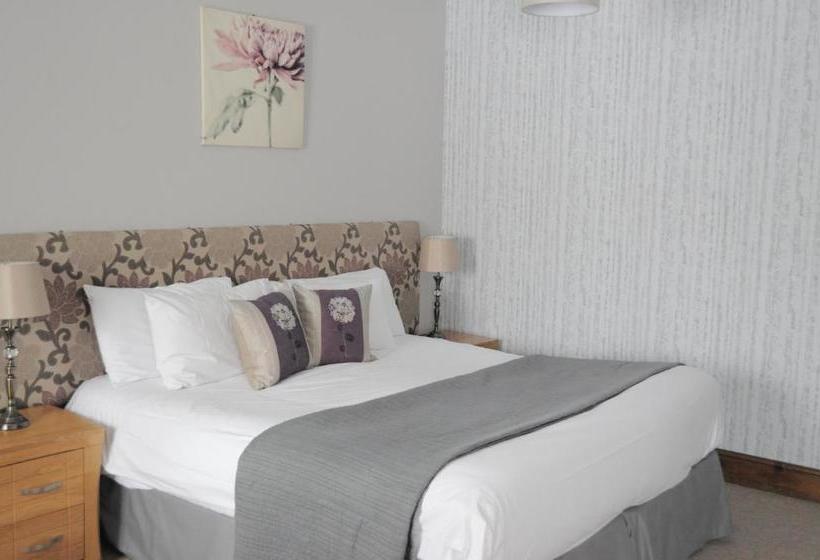 פנסיון Black Mountain Lodge