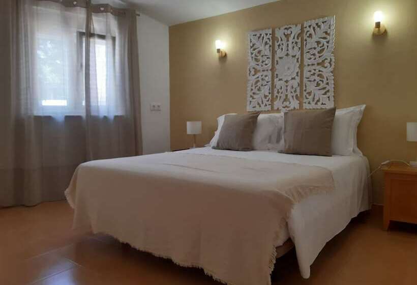 פנסיון Casa Rosa Montes