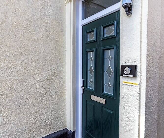 ペンション Edale House B&b