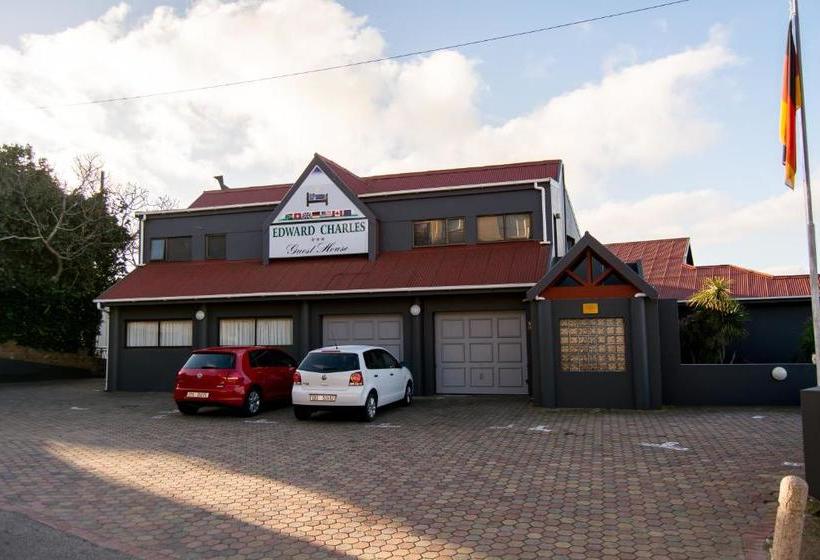 פנסיון Edward Charles Manor