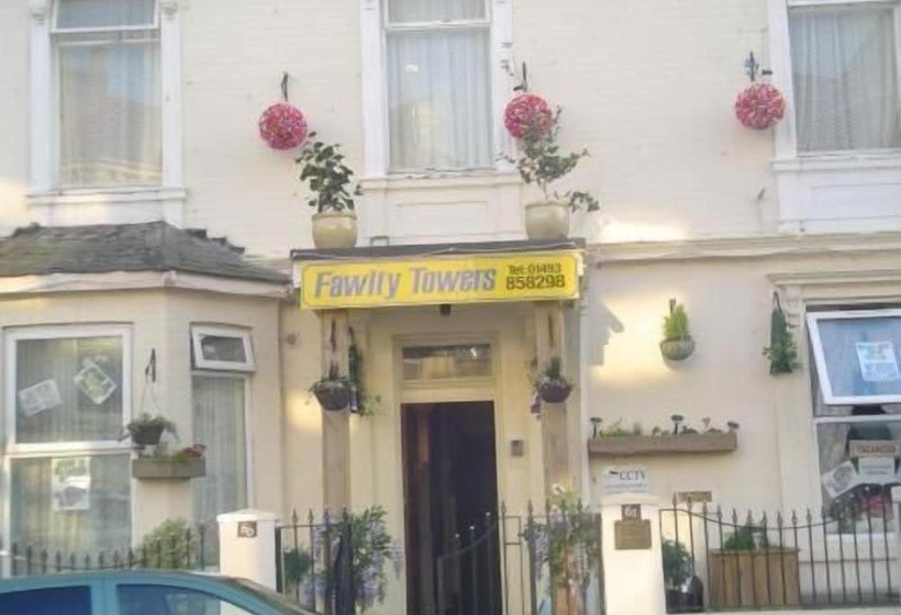 Пансион Fawlty Towers