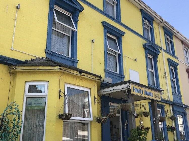 Пансион Fawlty Towers