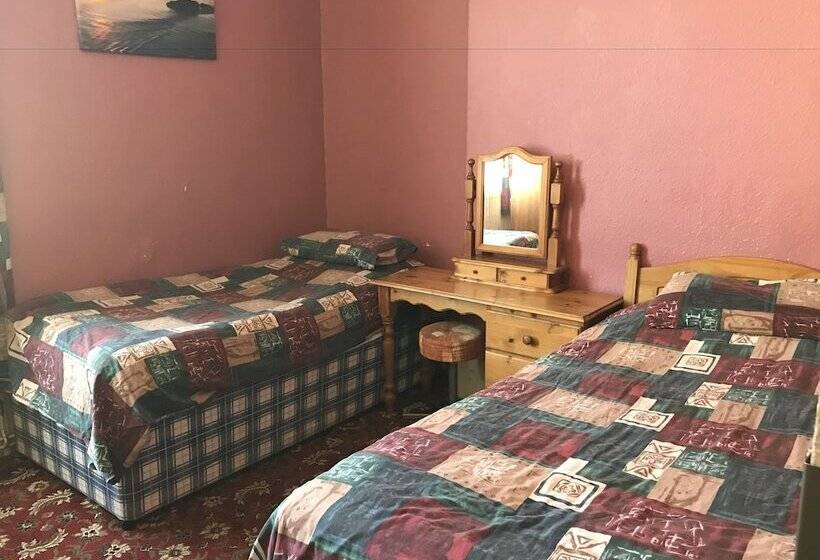 Пансион Fawlty Towers